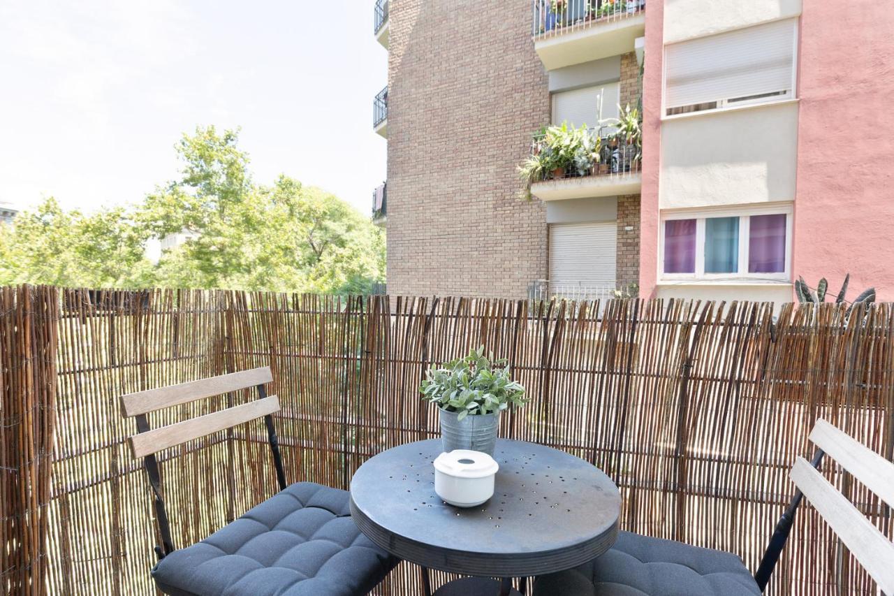 Stay U-Nique Apartments Salva II Barcellona Esterno foto